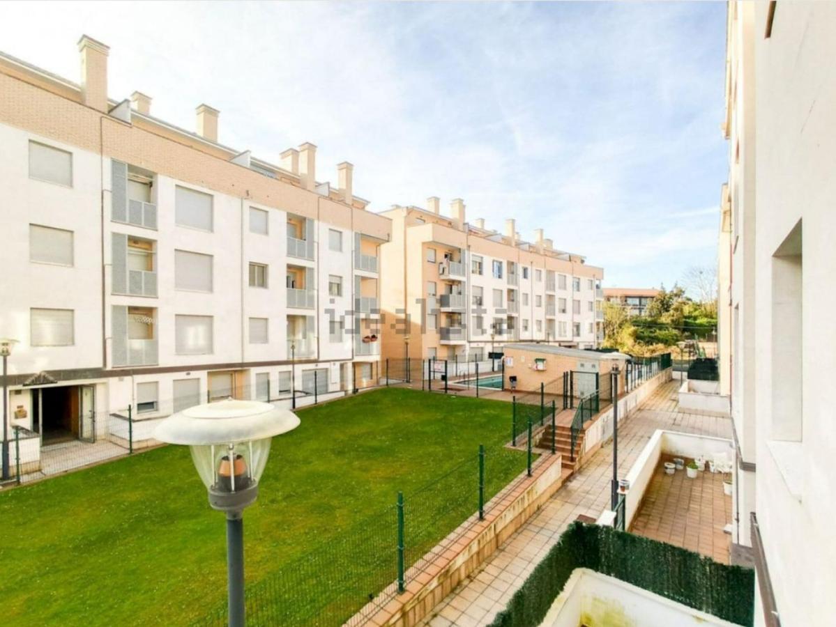 Cuquiellu, apartamento con piscina, 3km playa Llanes Exterior foto