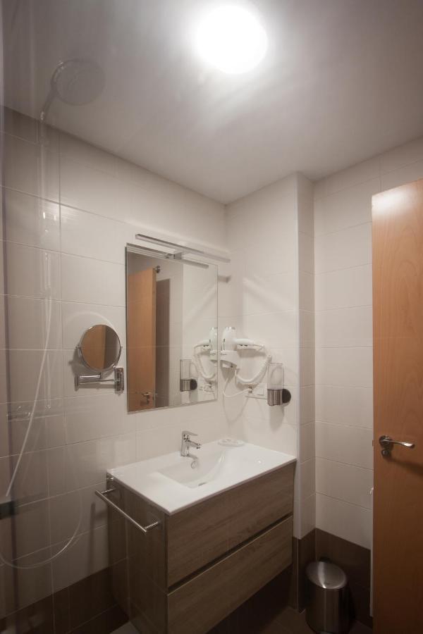 Cuquiellu, apartamento con piscina, 3km playa Llanes Exterior foto
